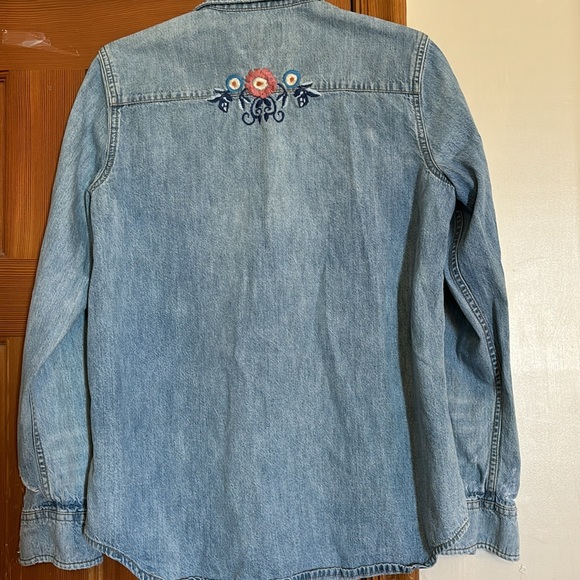 Deconstructed Denim shirt. - Picture 4 of 5
